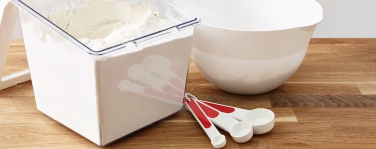 معرفی و نحوه پیمانه اندازه‌ گیری با لیوان